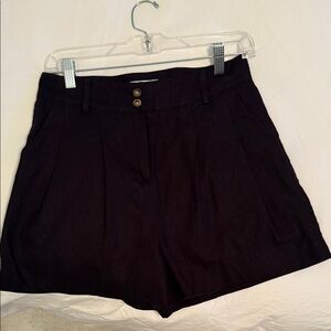 Evereve High-Waist Black Women's Linen Shorts